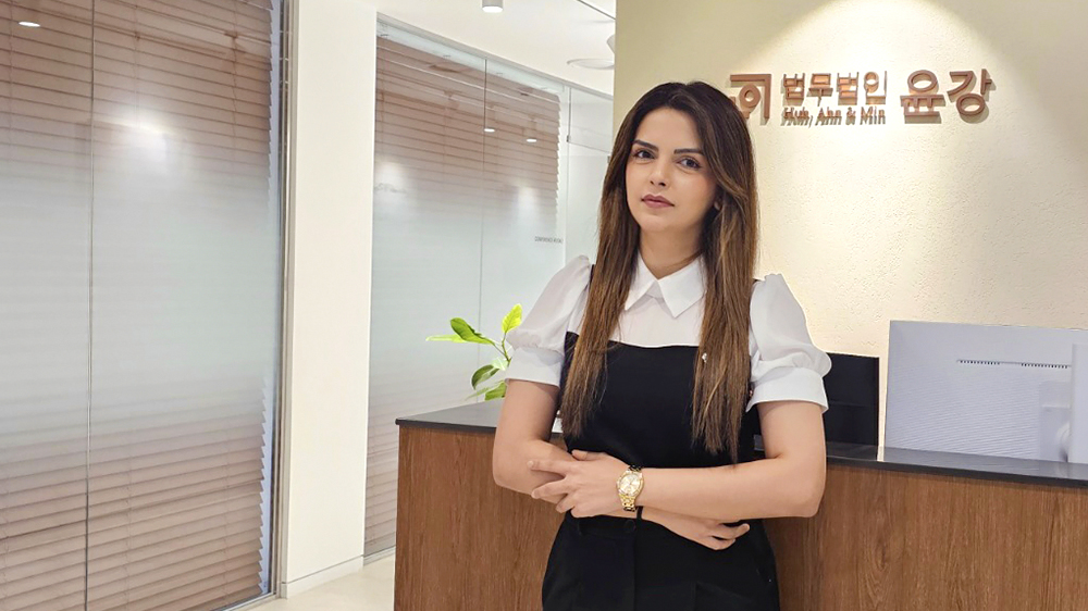 Feyza Nur Arifoğlu 사무장